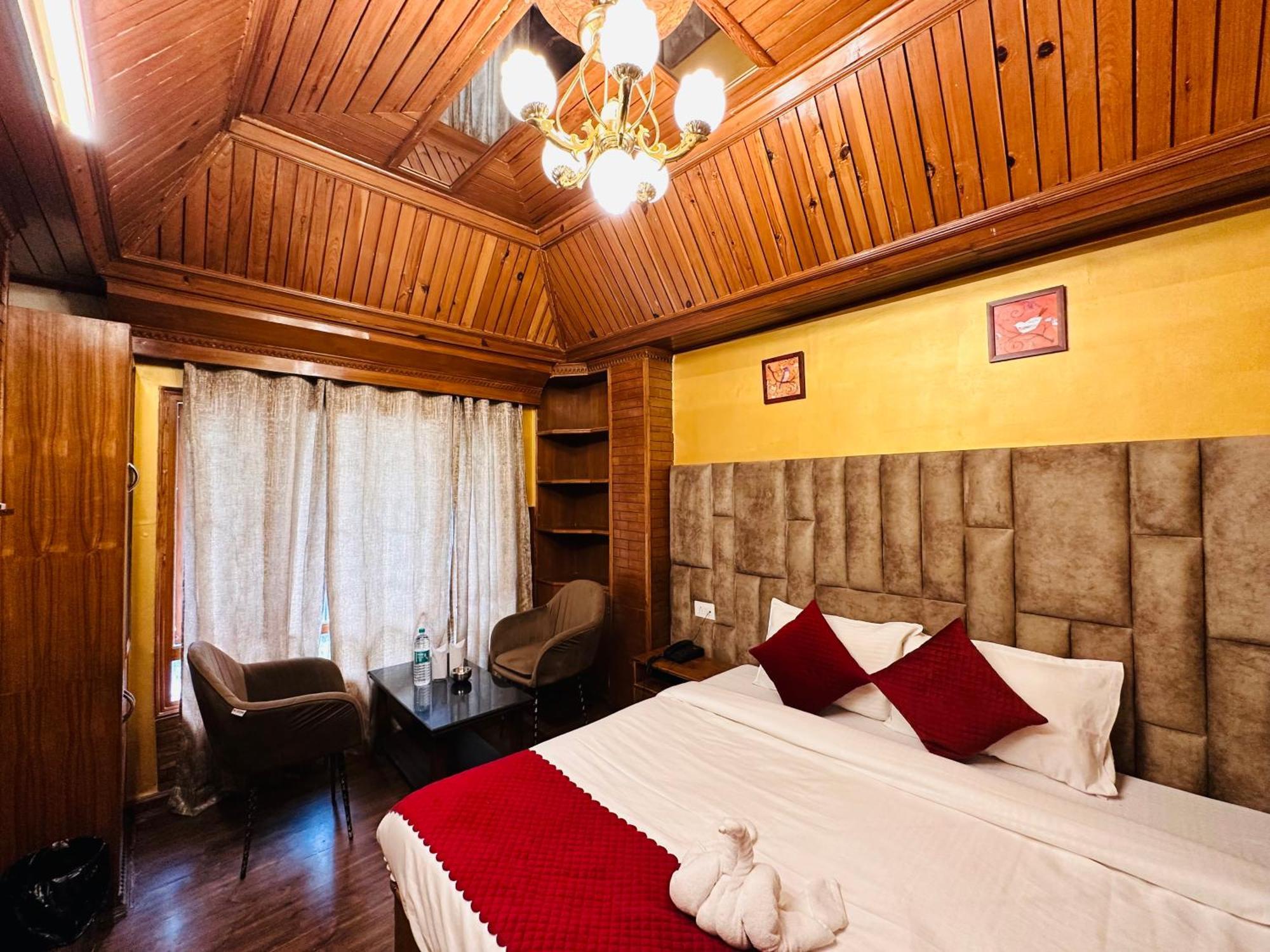Hotel Avalanche ชิมลา ภายนอก รูปภาพ