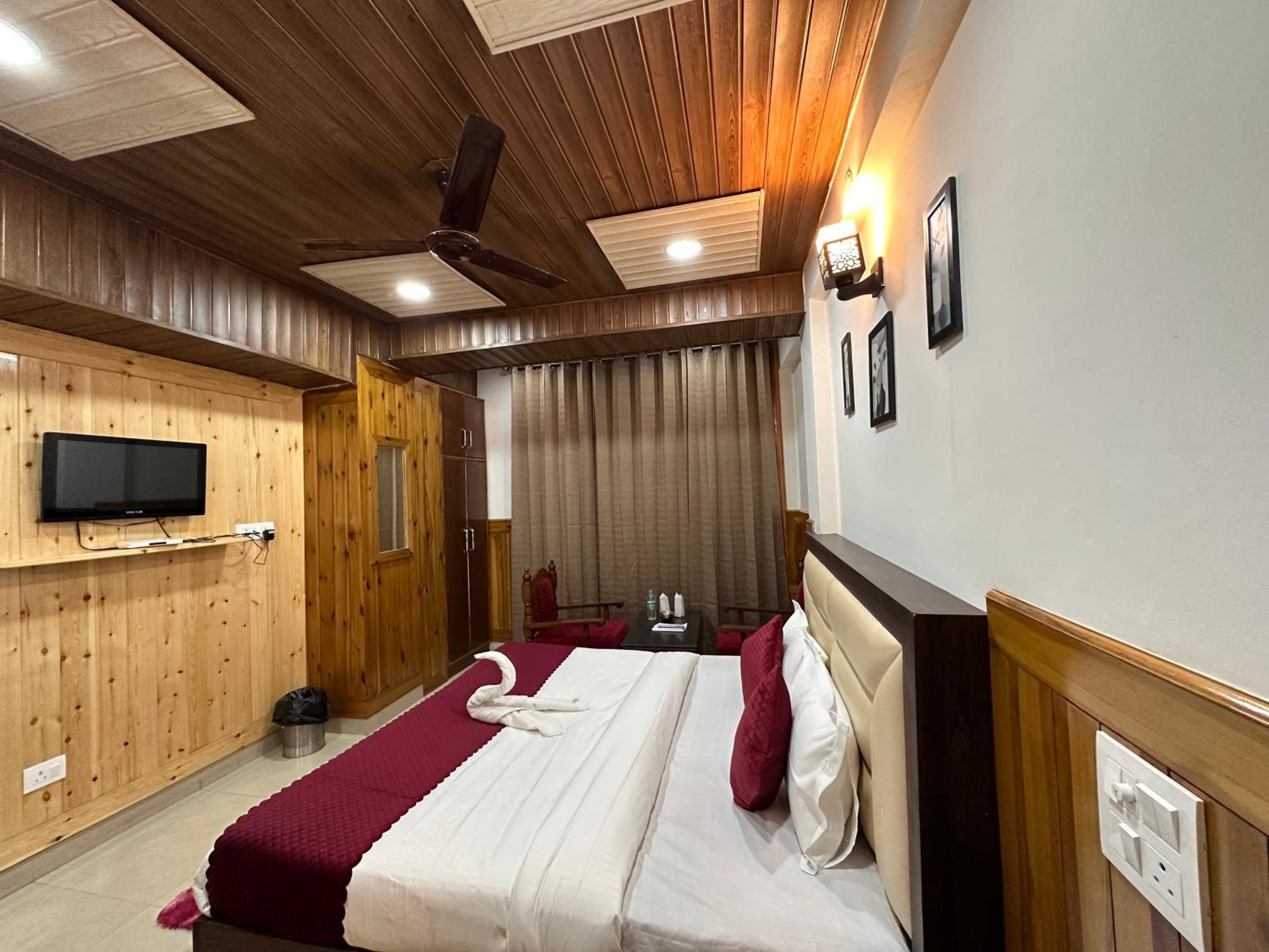 Hotel Avalanche ชิมลา ภายนอก รูปภาพ