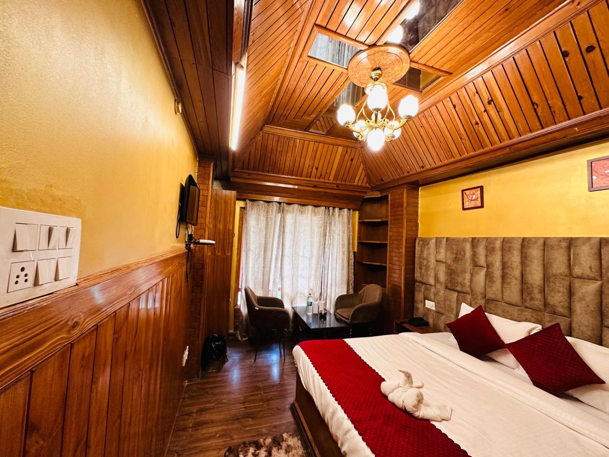 Hotel Avalanche ชิมลา ภายนอก รูปภาพ